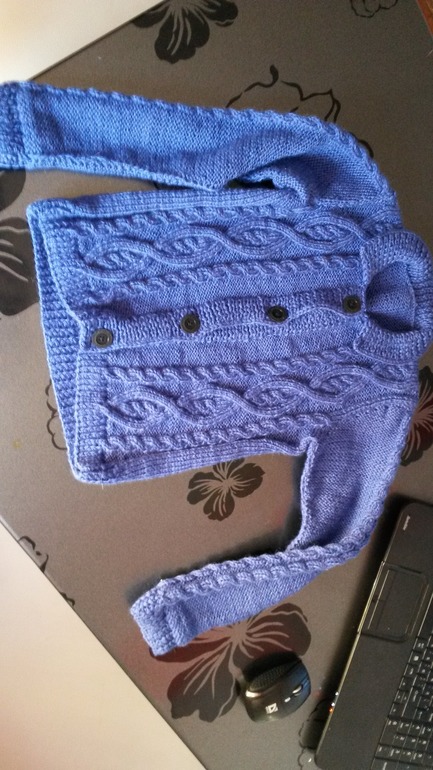 ВЯЗАНАЯ СПИЦАМИ КОФТА “TIM” ДЛЯ СЫНОЧКА