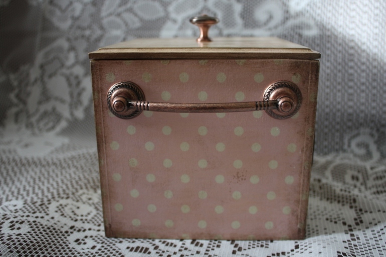 Кухонные принадлежности в технике декупаж