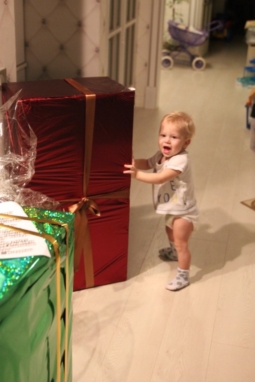 новый год к нам мчится...