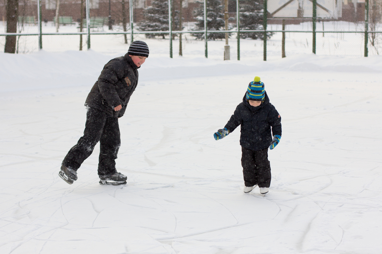 Юные фигуристы