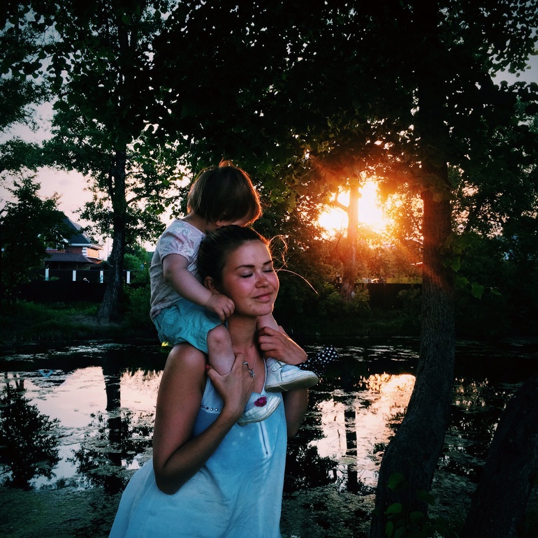 Новые зубки и маленькая хитрюша)