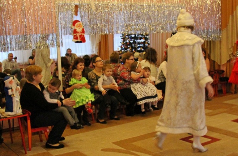 Первый Новый год в садике!