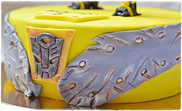 Торт Бамблби...