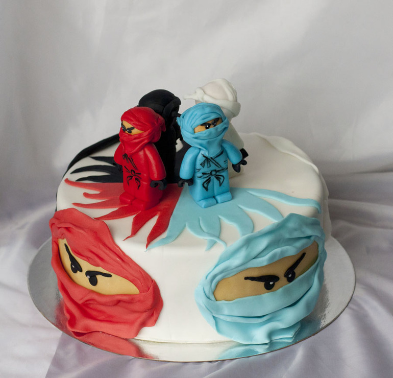 Торты для любителей Лего. Ниндзя Гоу.