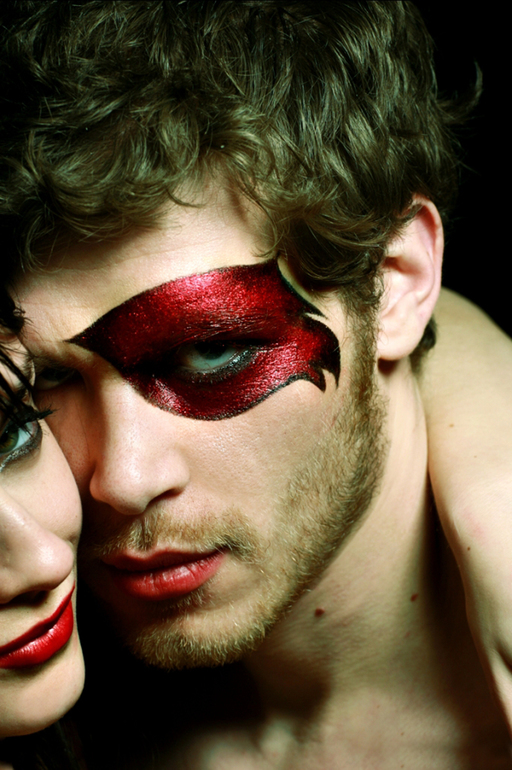 Обаятельный и респектабельный Джозеф Морган!