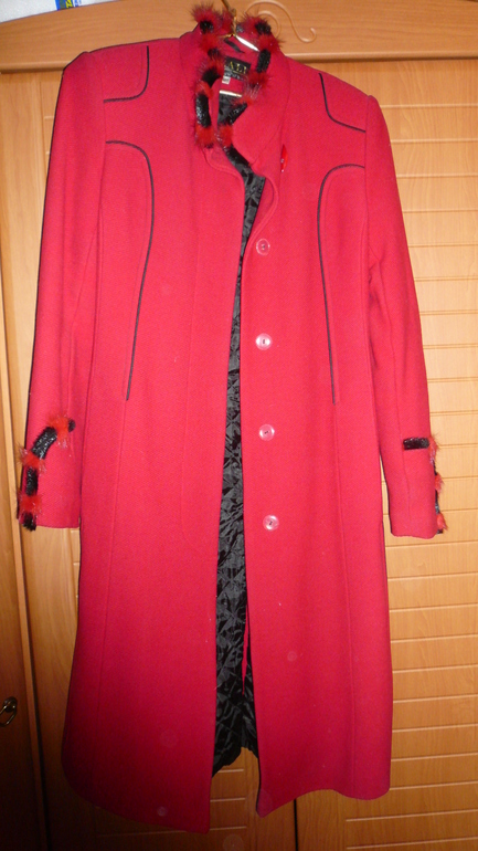 Продам зимнее пальто размер 44