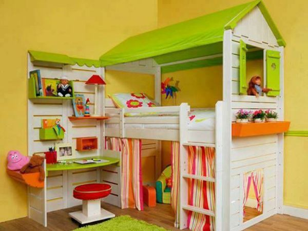 Мой маленький мир: оригинальное оформление кровати