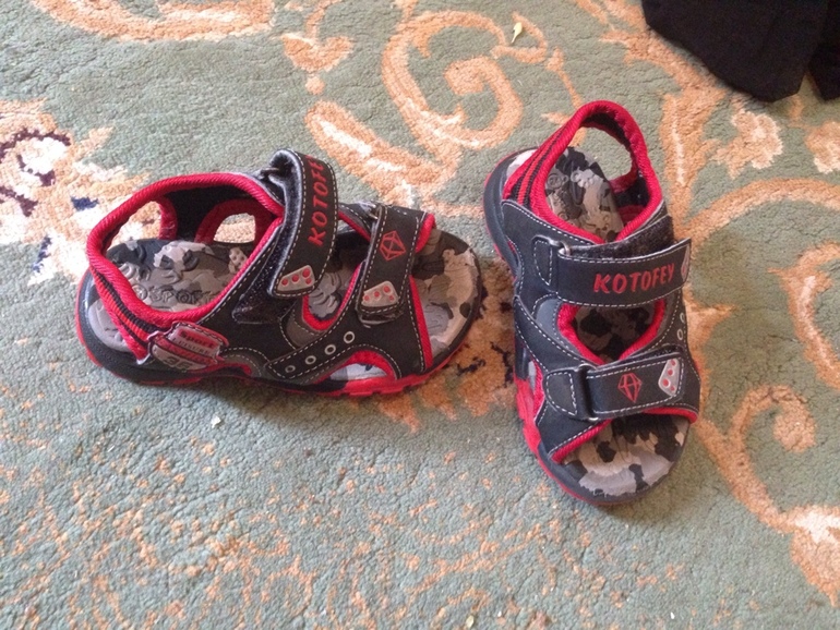 ПРОДАМ ОБУВЬ НА МАЛЬЧИКА ОТ 3М ДО 3-Х ЛЕТ