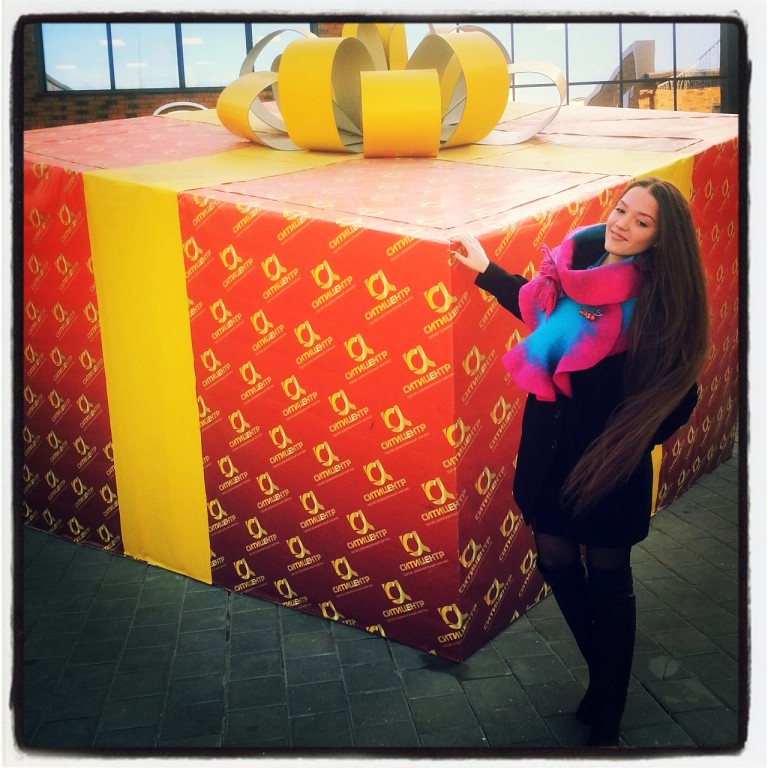 Шарф на заказчице Юлечке