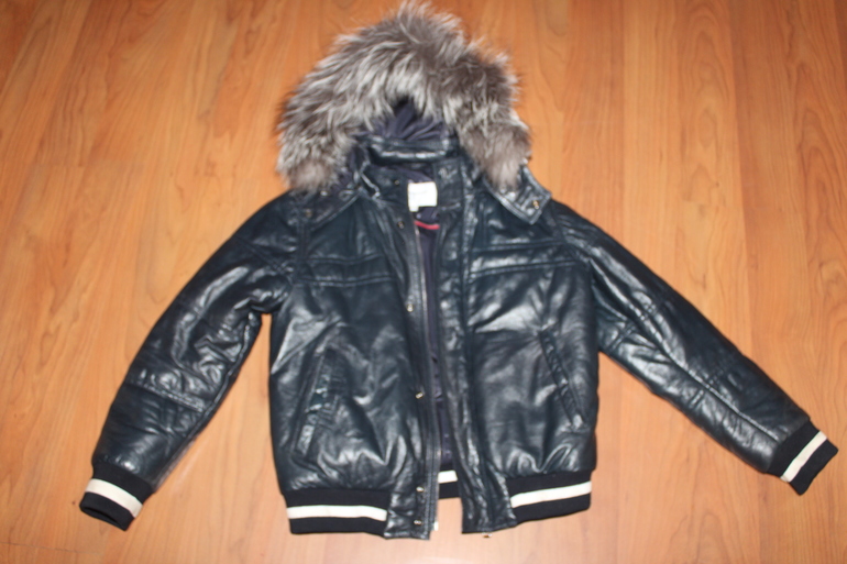 Кожаная куртка Manzoni (осень-весна) 9-10 лет - 7000р.