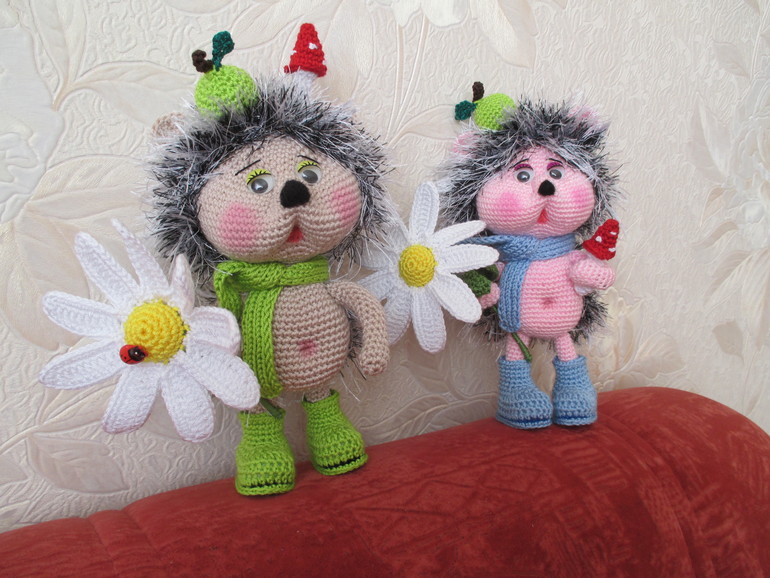 Ежики Хочулета и пасхальный утенок