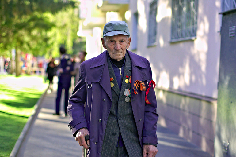 Сегодня у вечного огня...