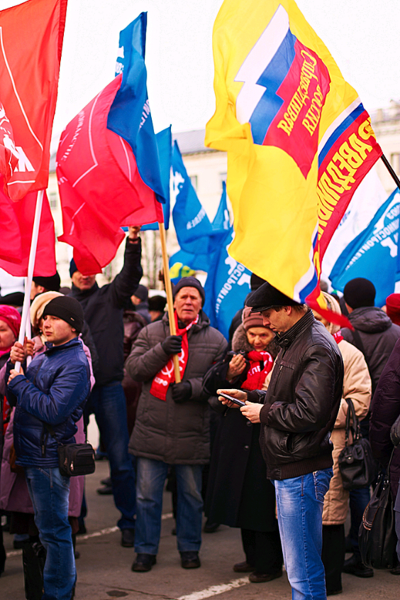 Сходила сегодня на митинг солидарности с Крымом.