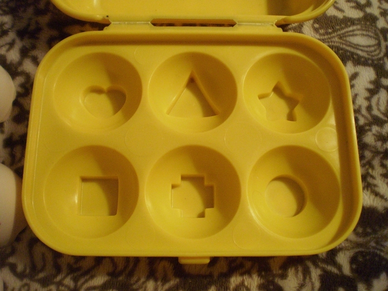 Играем в яички фирмы Tomy