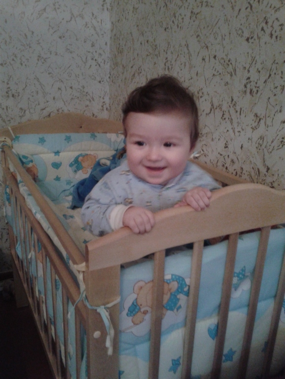 новый год и новое достижение малышика)))