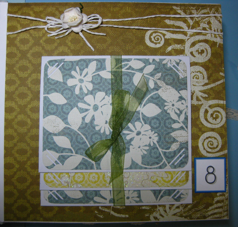 Альбом первого года жизни Малыша