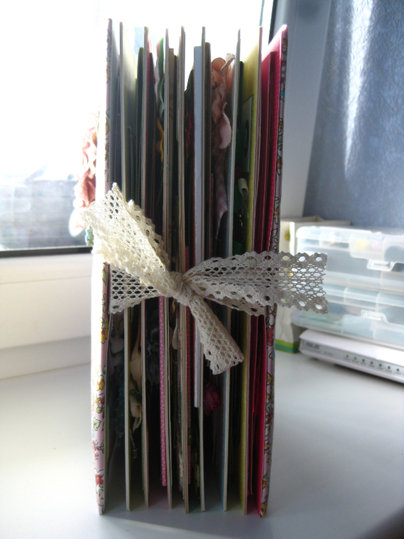 Альбом первого года жизни Алисы