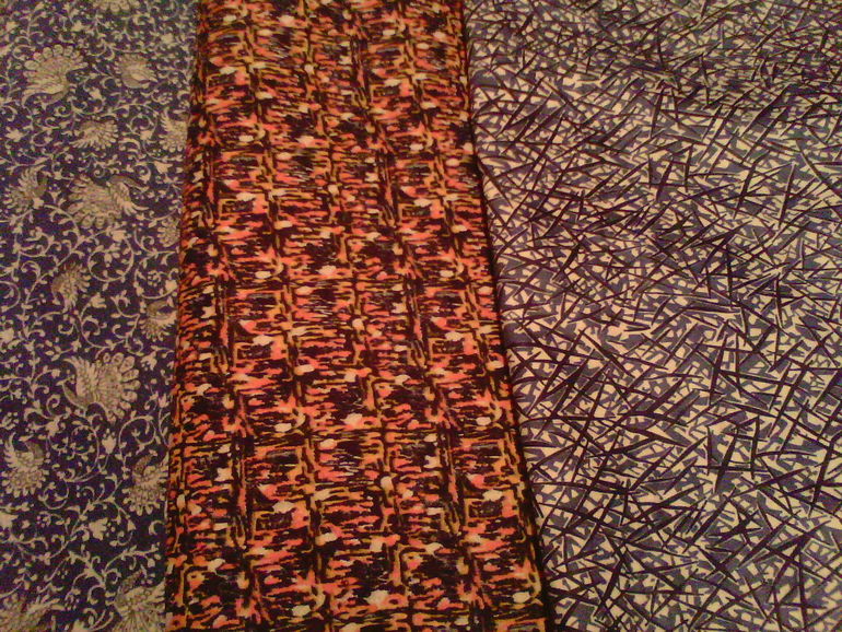 Много тканей.