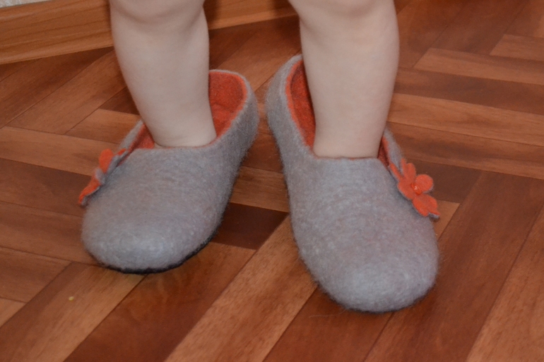 еще одни тапочки!