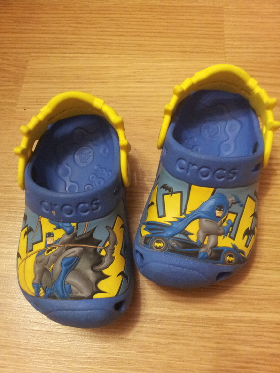 Crocs c4/c5 р.20-21 для мальчика 800 руб