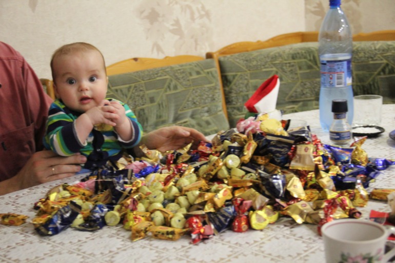С новым годом, мамочки!!)