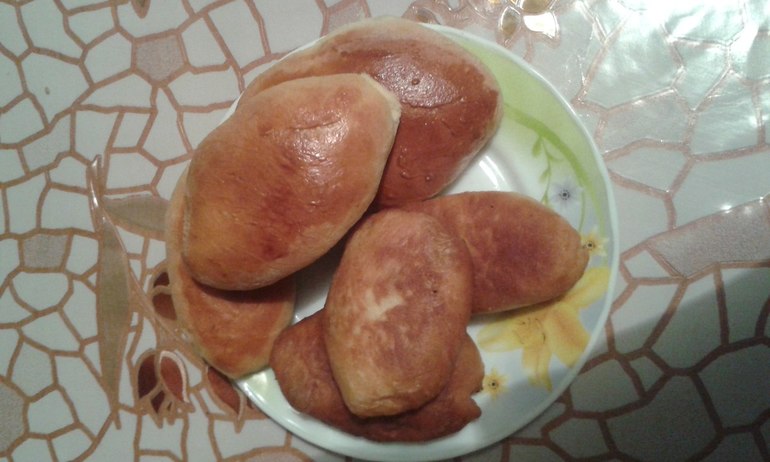 пирожки с ливером и картошкой.
