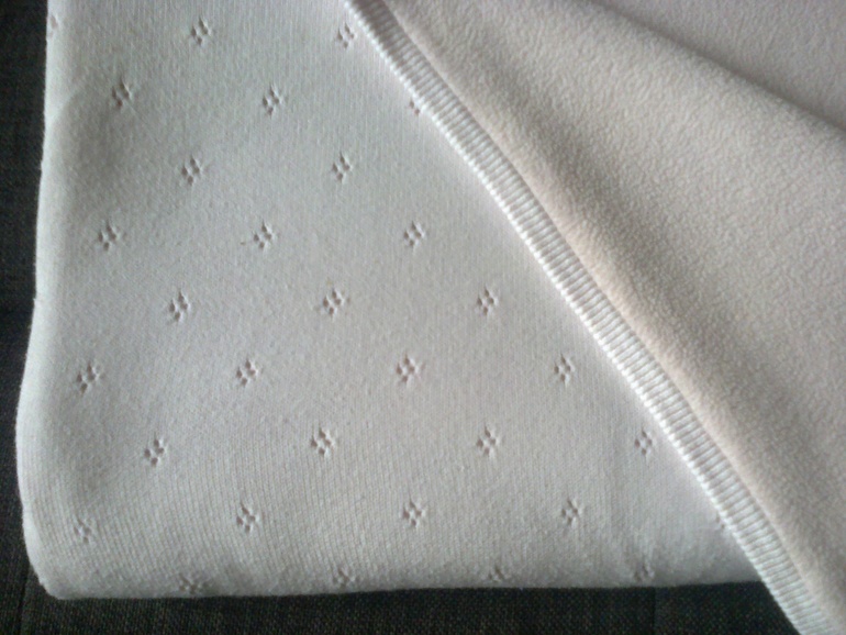 Одеяло на выписку и плед Mothercare