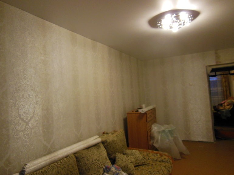 Cветлые обои.