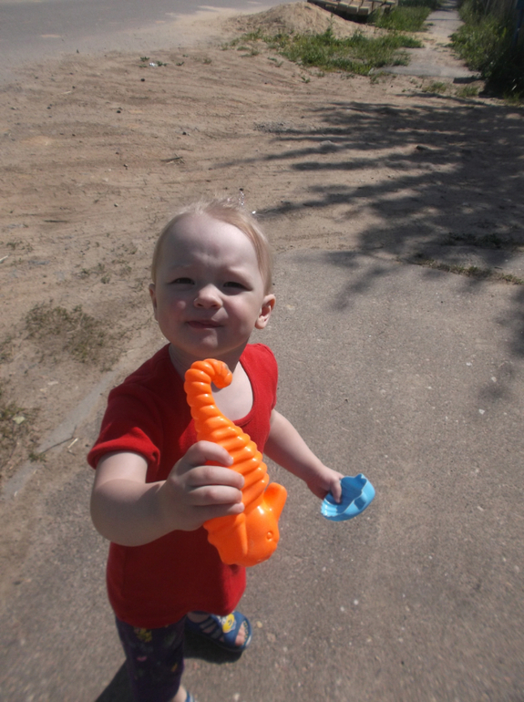 Нам год и десять)))