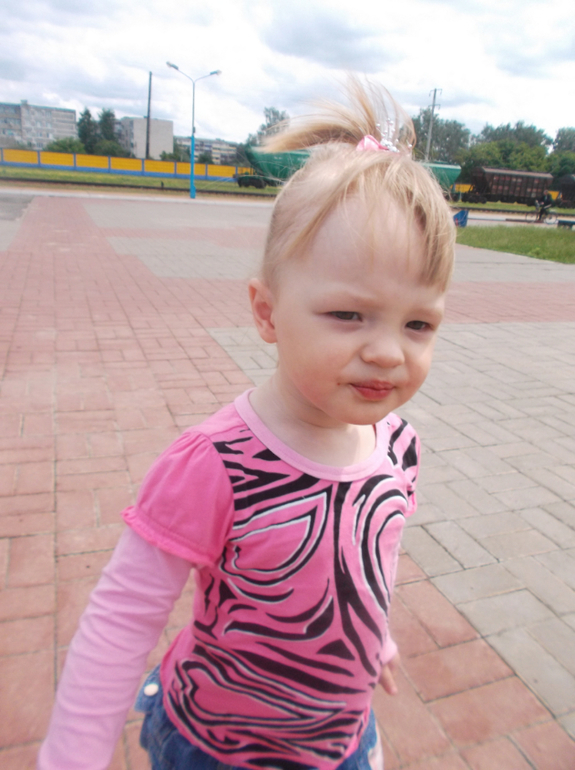 Нам год и десять)))