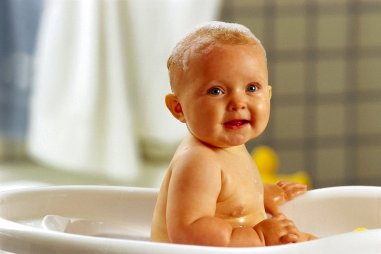 Успокаивающие ванны для малыша: рецепты