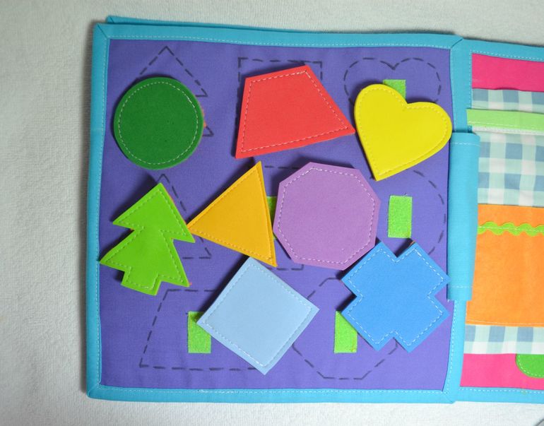 Именная развивающая книжечка