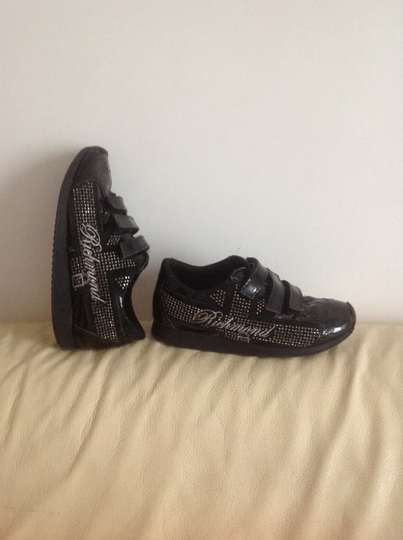 Кроссовки Richmond. Размер 30.