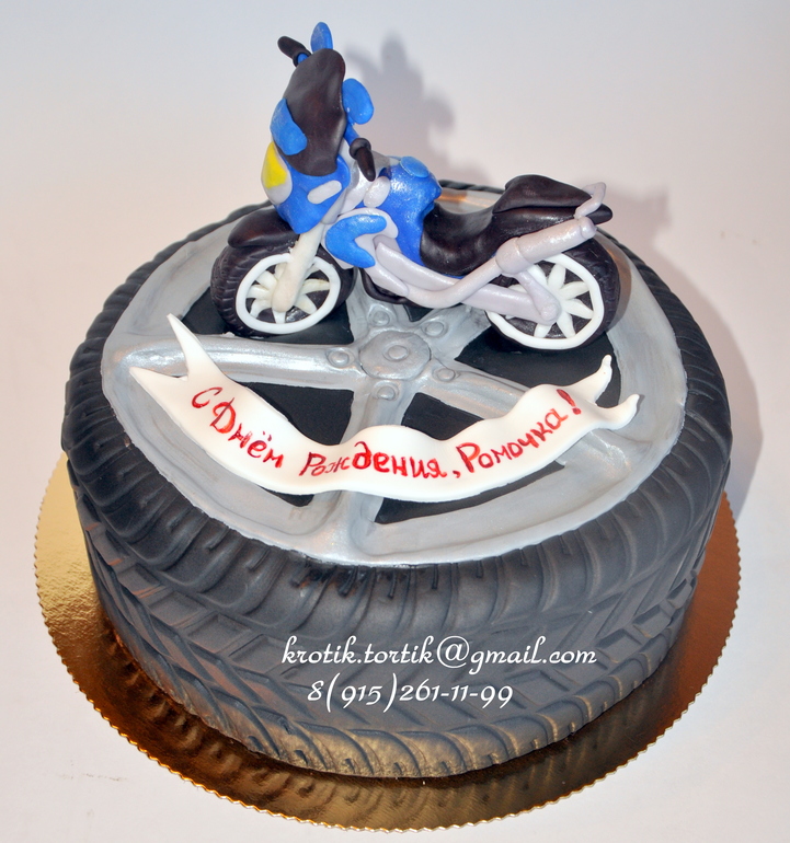 торт с мотоциклом