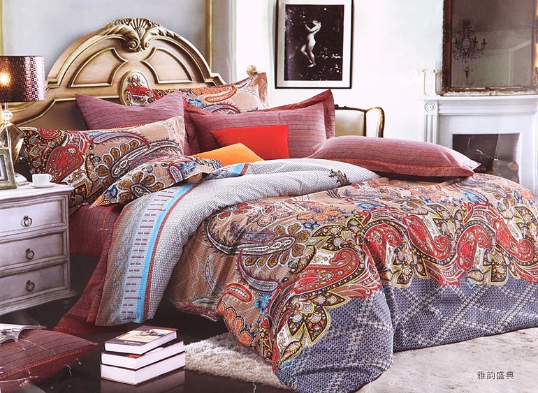 Элитный текстиль для дома от Blumarine, ETRO