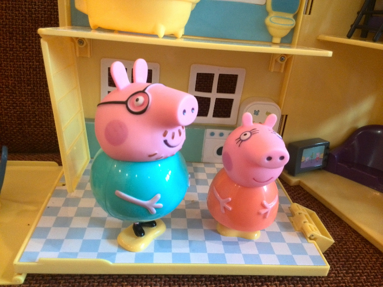 Домик свинки Пеппы Peppa house deluxe