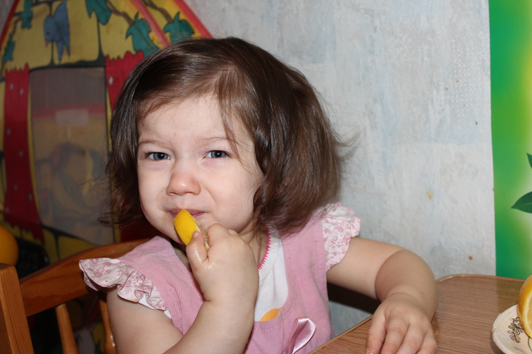 Мы делили апельсин)