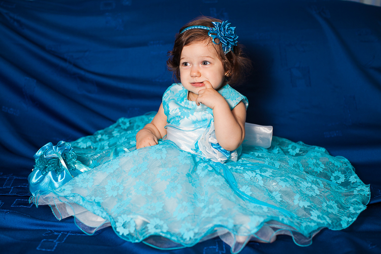 Продаю два платья, очень красивые!