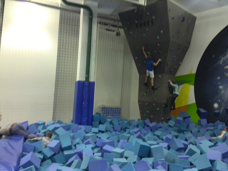 Напрыгались!!!)