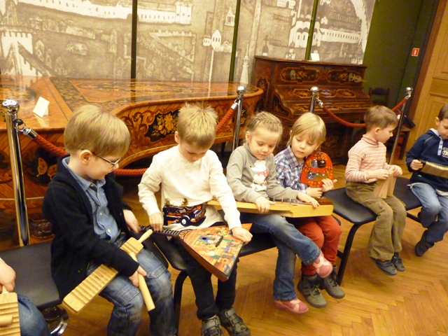 Музей музыкальных инструментов им. Глинки. Отчет и группа №2