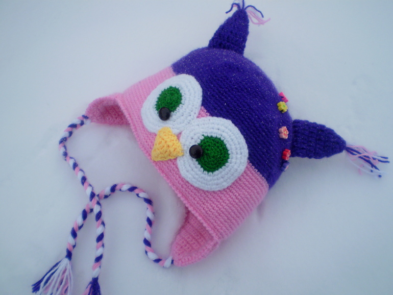 Вяжу  детский шапочки