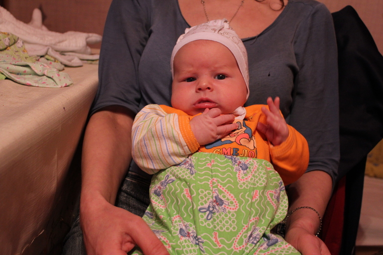 Нам уже целый месяц)))