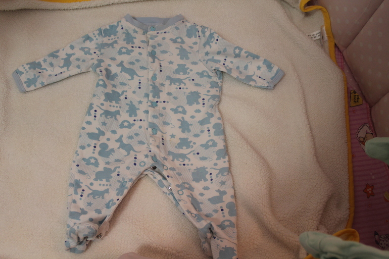 Одежда б/у для девочки 0-12 мес, Мск, почта. Carters, Next, Prenatal, MotherCare, Disney, другие