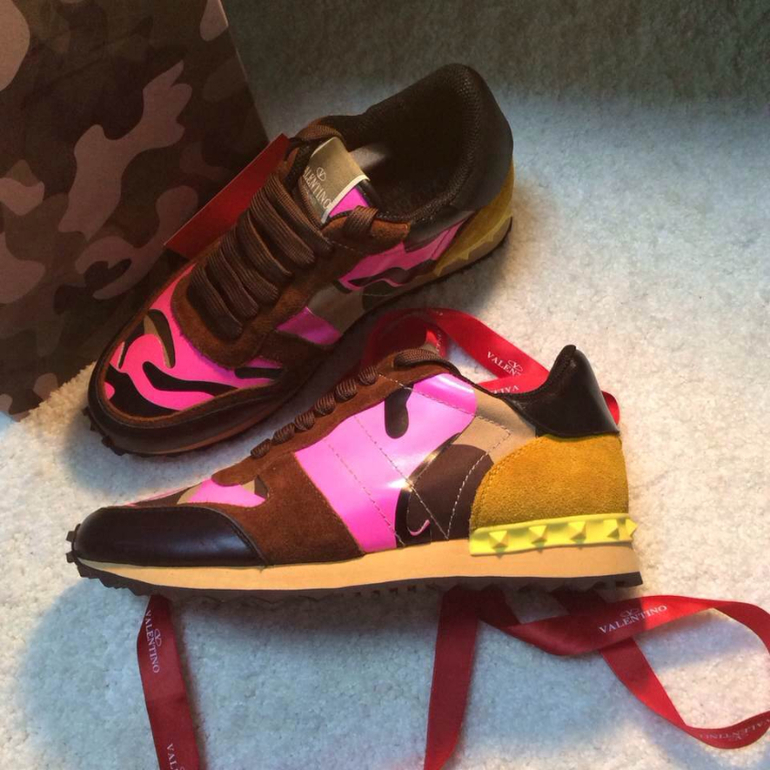 Кроссы Valentino