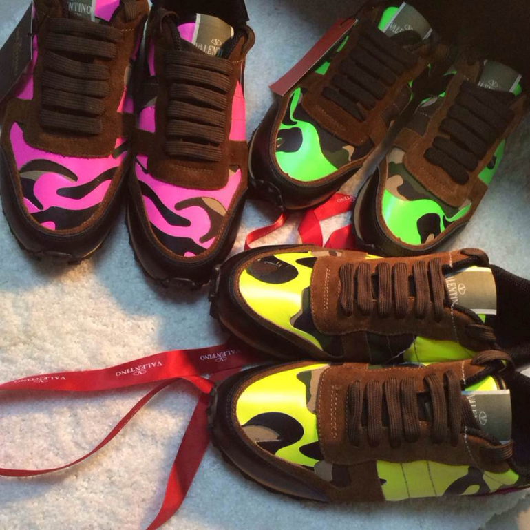 Кроссы Valentino