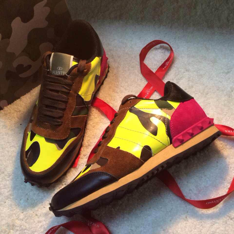 Кроссы Valentino