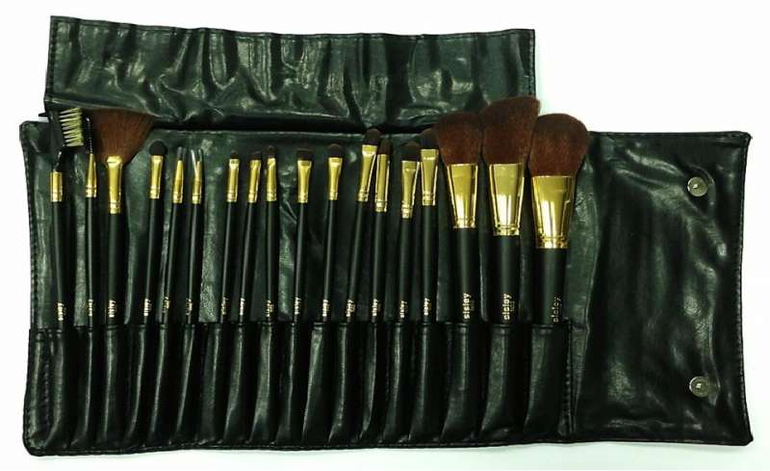 Продаю наборы кистей для макияжа от 900р!