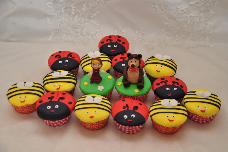 Ну, погоди и капкейки