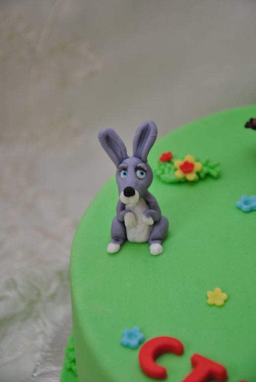 Детские тортики "Зайчик", "Томас", "Маша"