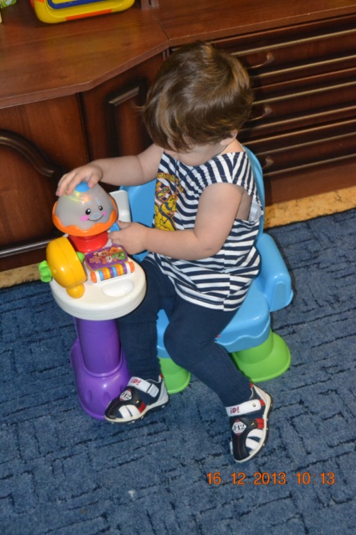 Стульчик Fisher price